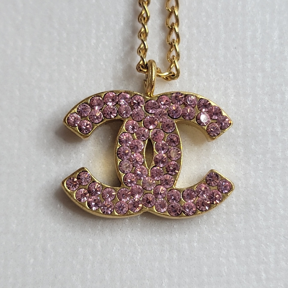 CHANEL CC Logo Gold Tone with Pink Rhinestone Necklace - Picture 6 of 11